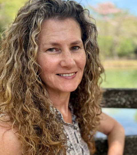 Photo of Katie Applegate Bobowski